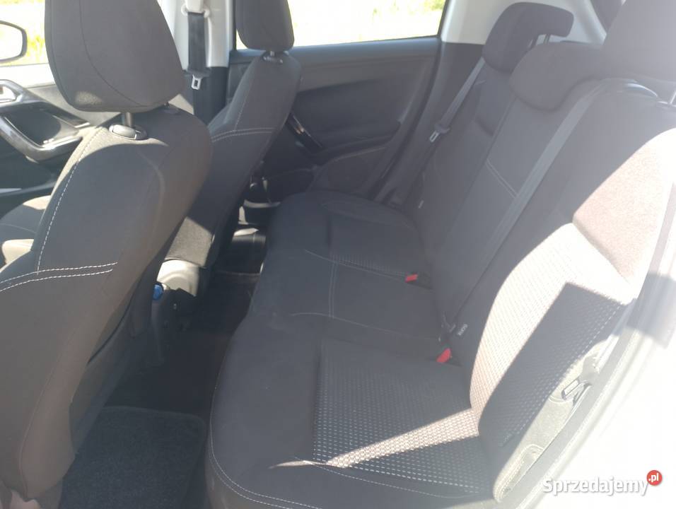 Peugeot 208 benzyna gaz2017 sprzedam