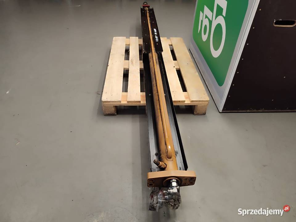 Siłownik wysuwu ramienia MANITOU MLT 6575H wielkopolskie Wilkowo