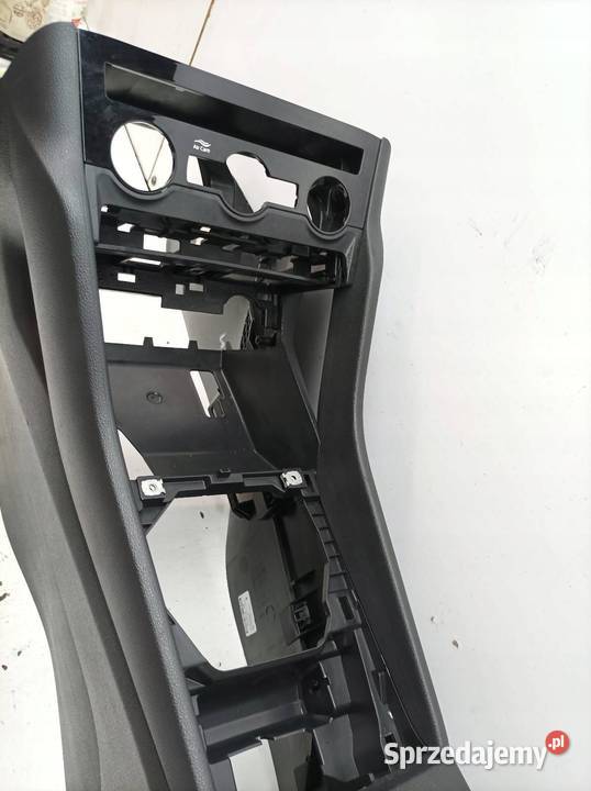 TUNEL ŚRODKOWY PODŁOKIETNIK SKÓRA Skoda Karoq I