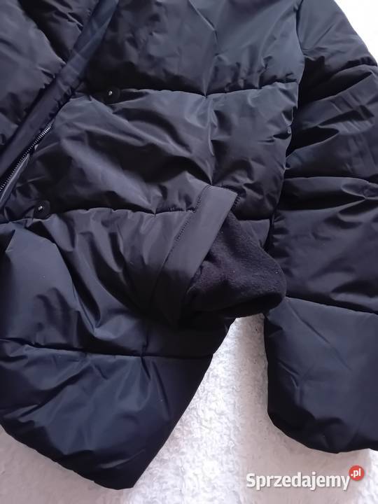 Nowa czarna puchowa kurtka z kapturem Kurtki i płaszcze Warszawa