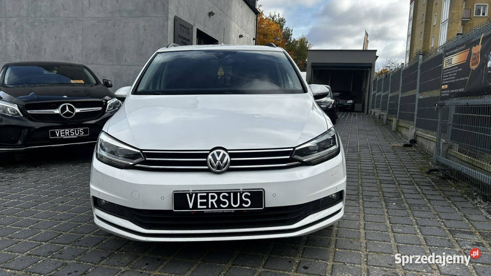 Volkswagen Touran 20 TDI 2017 DSG Top Led Radar Touran pomorskie