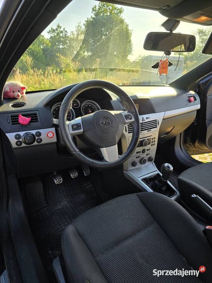 Opel astra H gtc