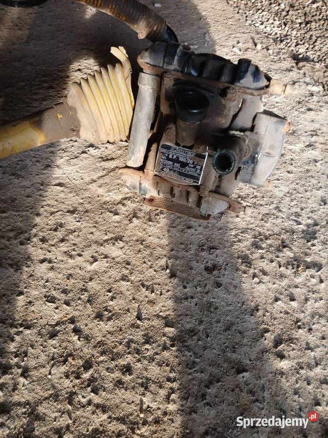 Pompa opryskiwacza COMET Opatów sprzedam