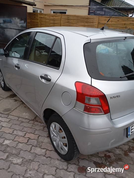 Yaris II 2010 10 5drzwi klimatyzacja bez Drzewica