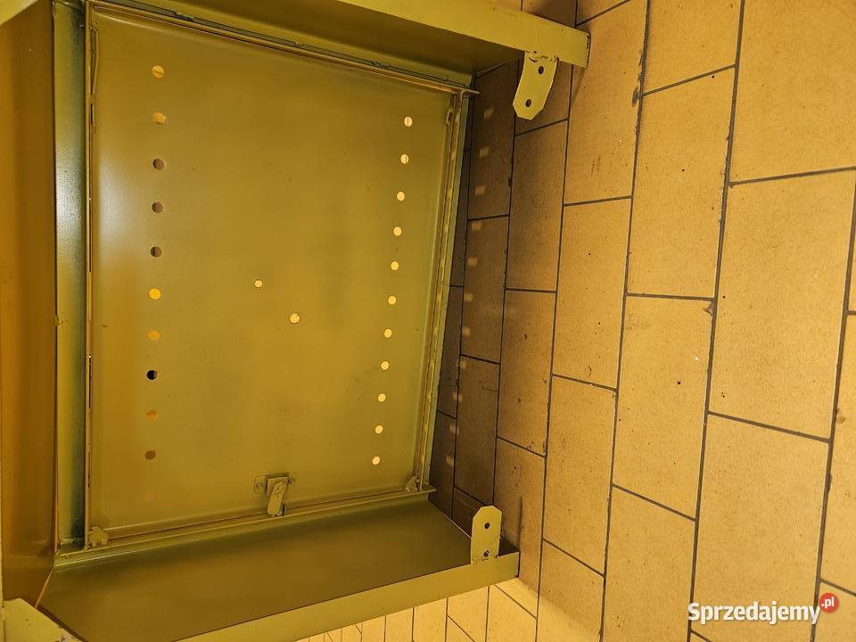 Szafka gazowa metalowa naścienna 655x540x230 Szafki i skrzynki gazowe