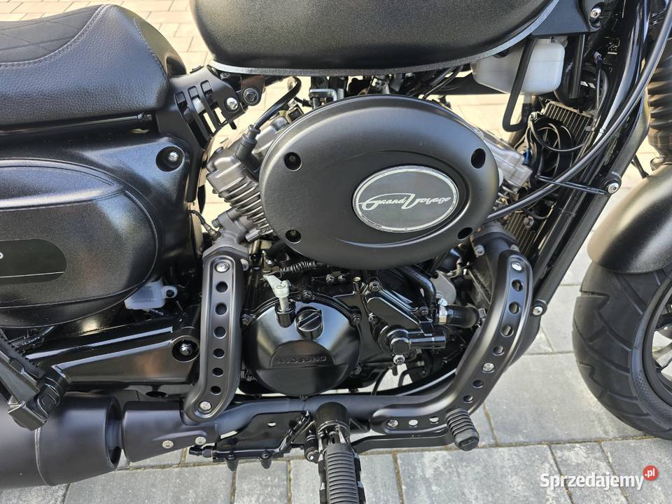 Hyosung GV300 S Bobber ABS 2022 1 Właściciel