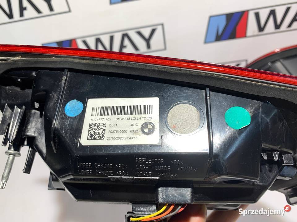 BMW X1 F48 LCI LAMPY TYŁ W KLAPĘ LEWA PRAWA