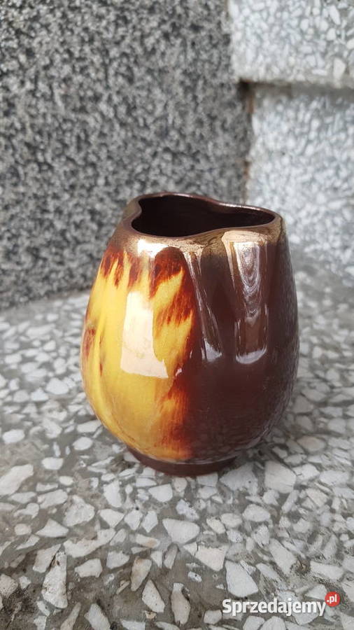 Niemiecki mały wazonik z lat 70 Myszków