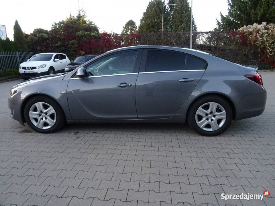 Opel Insignia Samochód z polskiego salonu silnik łódzkie Łódź
