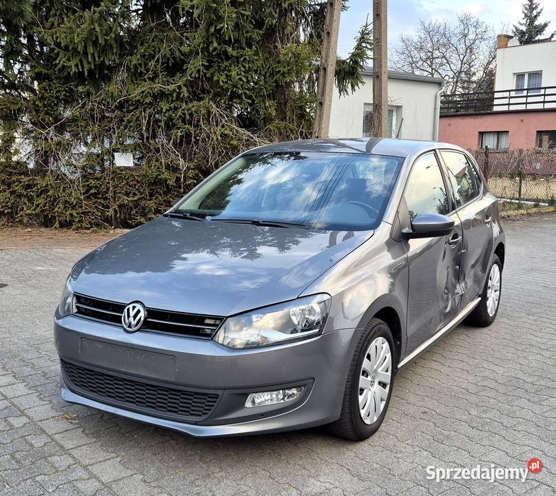 Volkswagen Polo 14 Benzyna 86 Rok produkcji 2014 sprzedam