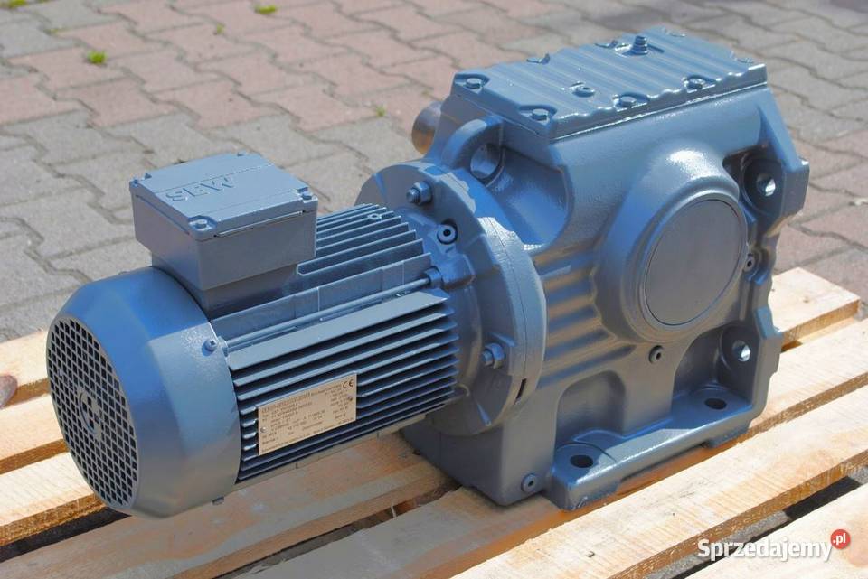 Motoreduktor kątowy 3kw 78obrmin Firmy SEW Pozostałe Kargowa