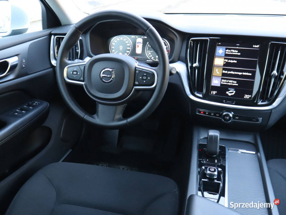 Volvo V60 B3 nieuszkodzony Piaseczno sprzedam