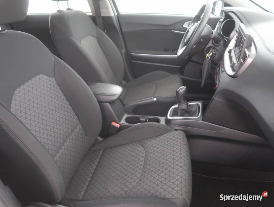 Kia Ceed 10 TGDI wielofunkcyjna kierownica Bielany Wrocławskie sprzedam