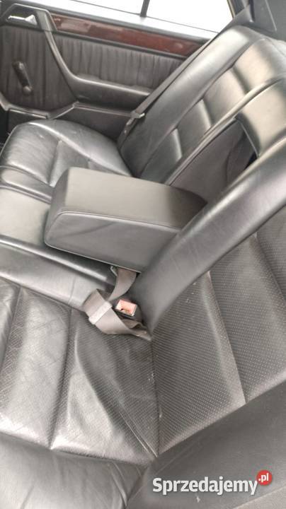 Tapicerka czarne skóry Mercedes W124 kompletne