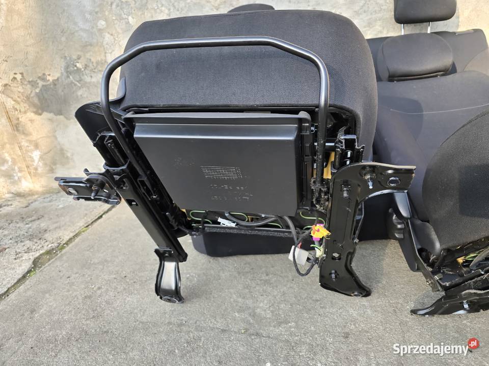 Suzuki Ignis II Subaru MH G3X Justy fotele fotel dolnośląskie Legnica