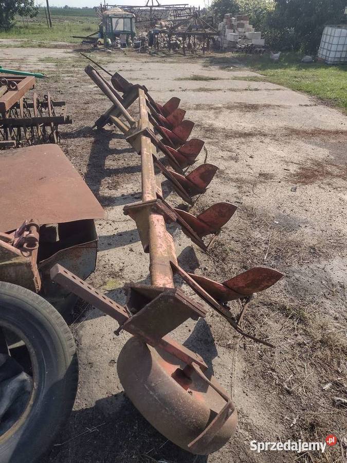 Pług podorywkowy 7 6 4 skibowy Luboniek
