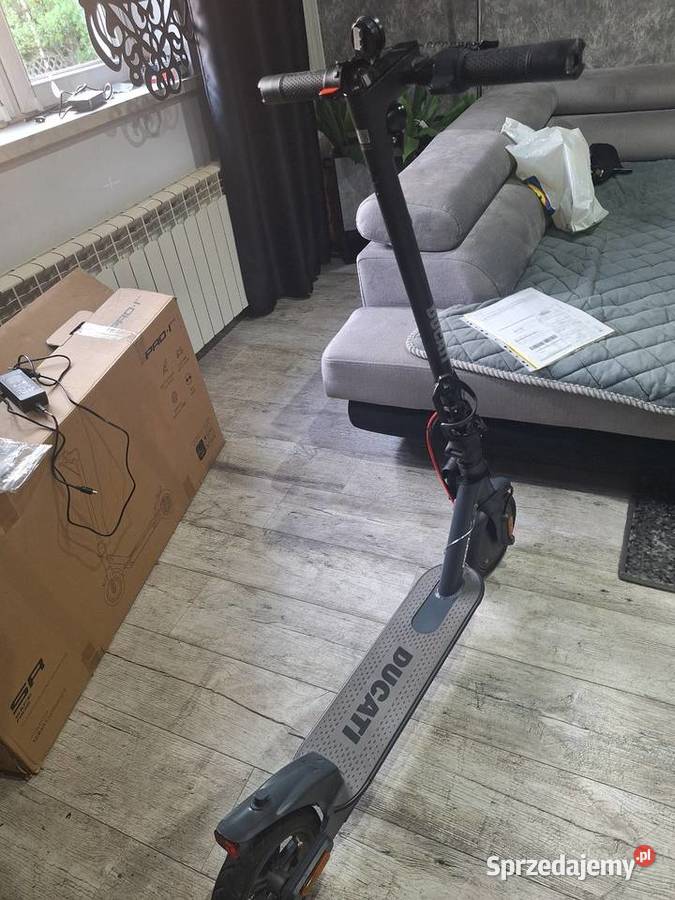 Hulajnoga elektryczna