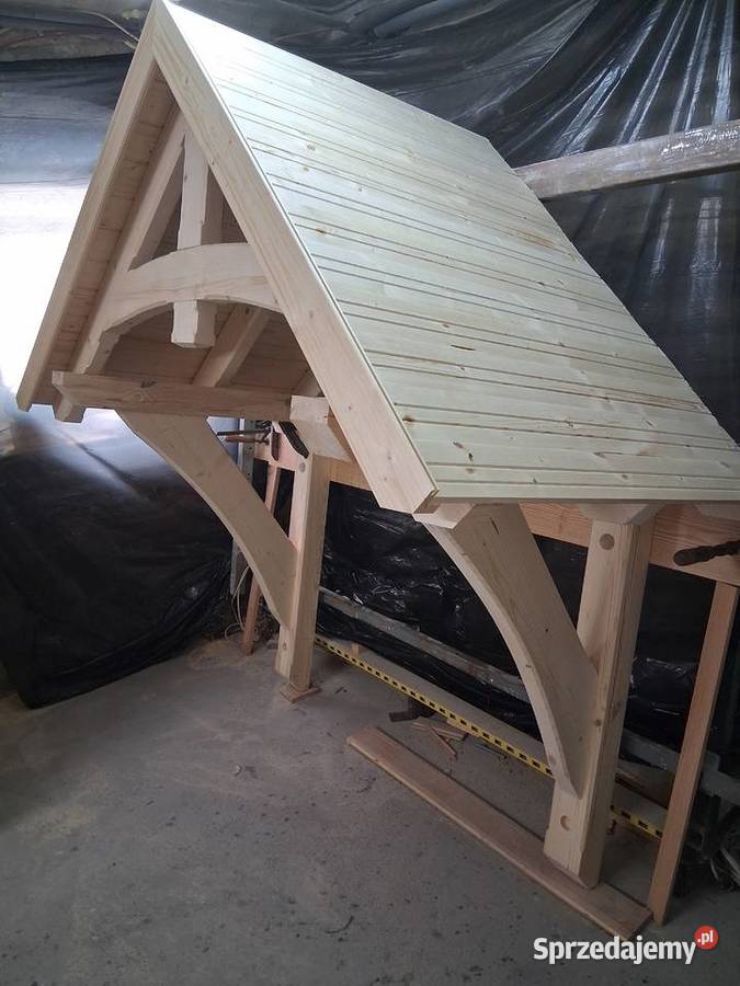 Daszek drzwi drewniany