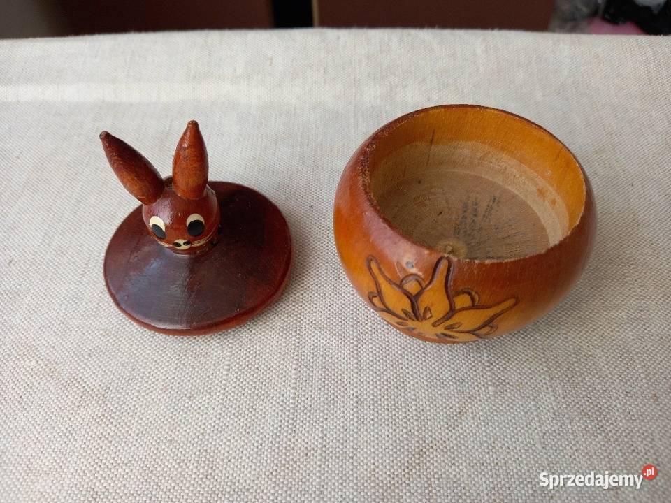 Szkatułka drewniana z PRLU