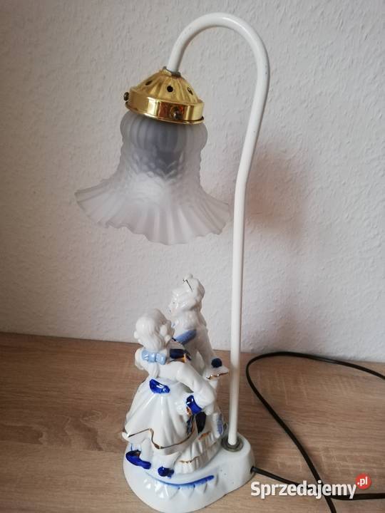 Lampa ozdobna z figurkami Gorlice