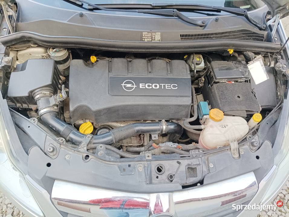 Opel Corsa 13 CDTI 2009r 143 diesel srebrny srebrny Ostrów Wielkopolski