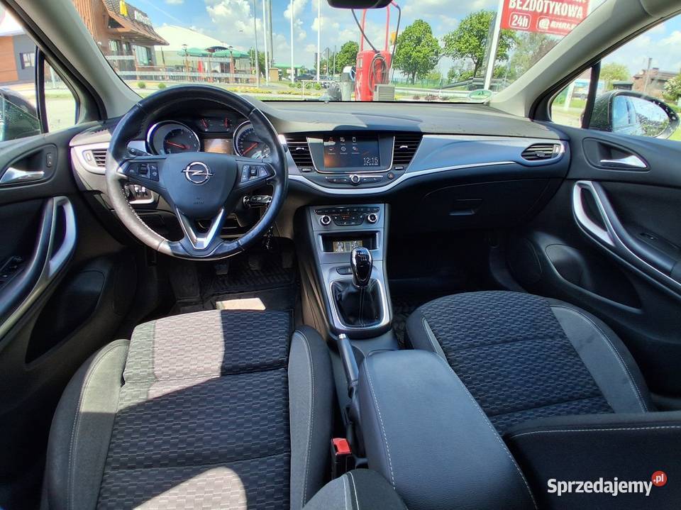 Opel Astra Navi FULL LED Ogrzewana kierownica Słupca