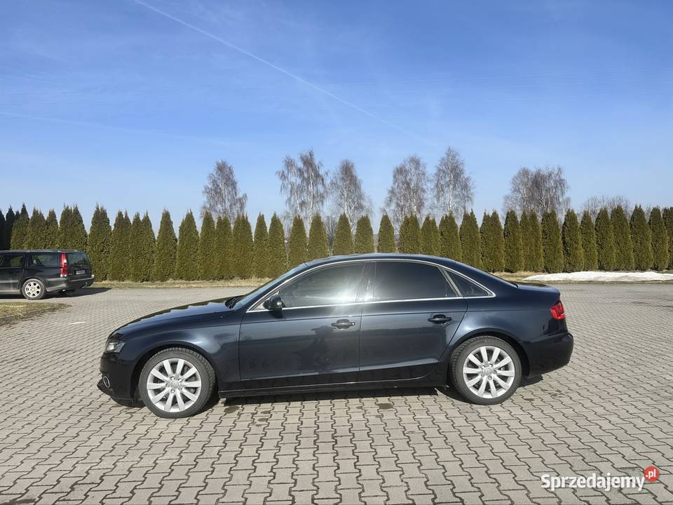Audi A4 2011 benzyna 211 Koni sedan xenon i led świętokrzyskie Brzezinki sprzedam