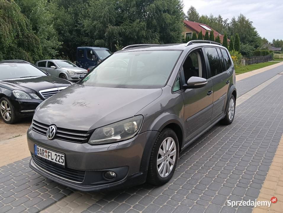 VW Touran Cross 2012r klimatyzacja