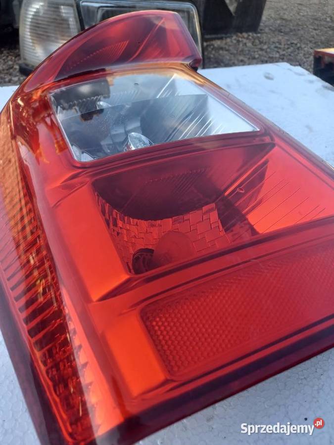 Lampa Lewy Tył Kia Carens 2 osobowe lubelskie Pogorzelec