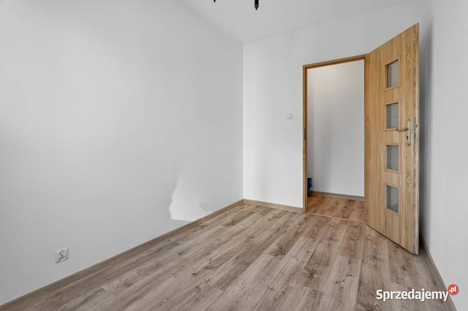 Nowa 4 pokoje oddzielna kuchnia balkon w centrum 64m2 zachodniopomorskie Gryfino