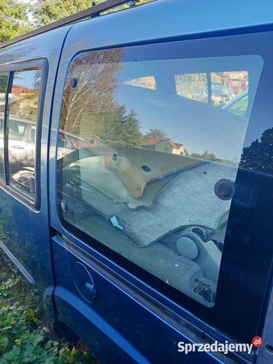 Szyba boczna karoseryjna lewa fiat Doblo 1 01r zachodniopomorskie