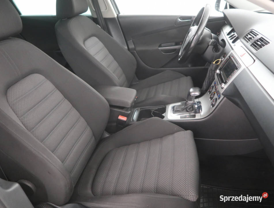 VW Passat 20 TDI relingi dachowe dolnośląskie