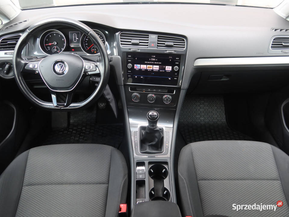 VW Golf 10 TSI Rok produkcji 2019 Katowice