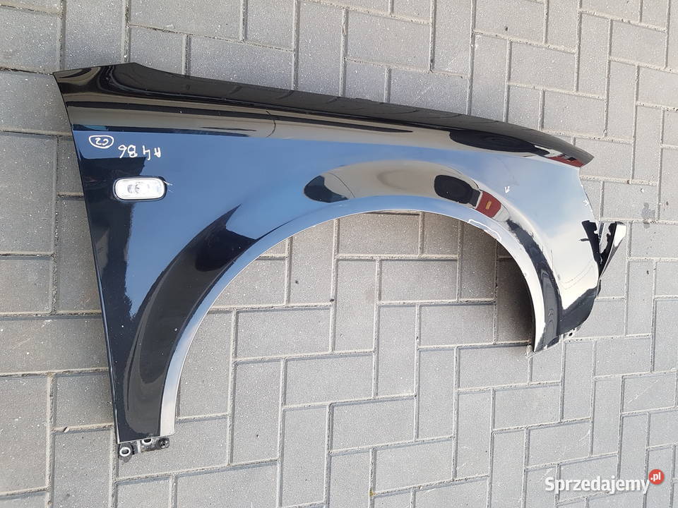 AUDI A4 B6 BLOTNIK PRAWY PRZOD CZRNY LZ9W Turek