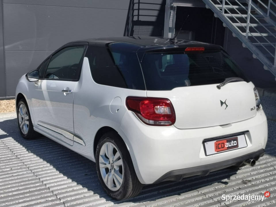 Citroen DS3 BENZYNKA mały przebieg czarny sufit Rok produkcji 2016 Kęty