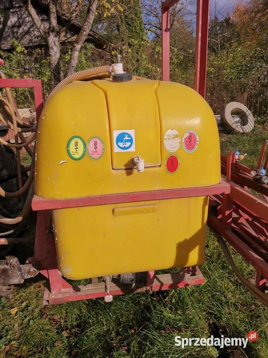 Opryskiwacz 800l 15m nieuszkodzony Zawieszane