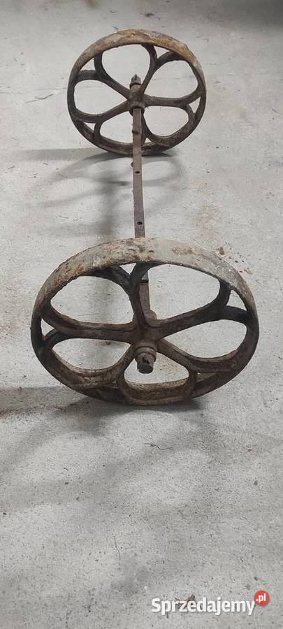 Stare koła żeliwne mazowieckie Andrzejewo