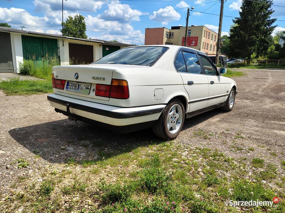 BMW 520 i E34 sedan z sprawną klimatyzacją śląskie Będzin sprzedam