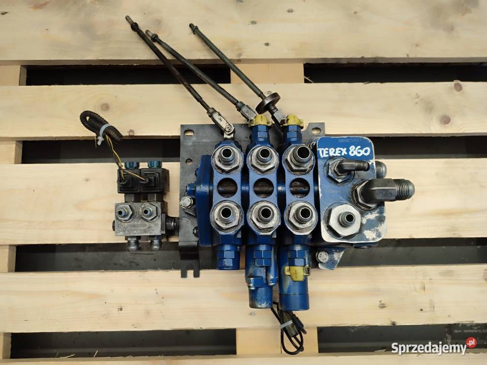 Rozdzielacz hydrauliczny 6109210M91 Rexroth Wilkowo sprzedam
