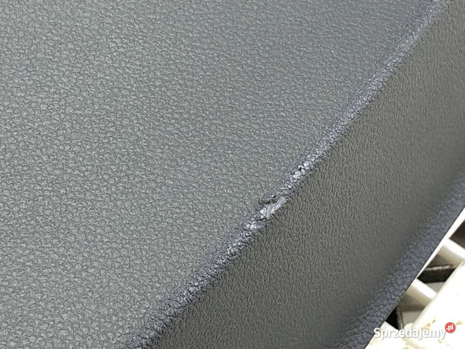 BOCZEK DRZWI PRAWY TYŁ VW GOLF VIII Kombi