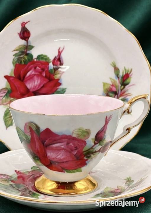 Porcelana zdobiona motywem róż Porcelana i szkło Pabianice