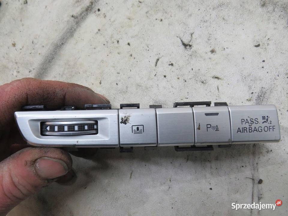 PRZYCISK PDC AUDI A8 D4 osobowe sprzedam