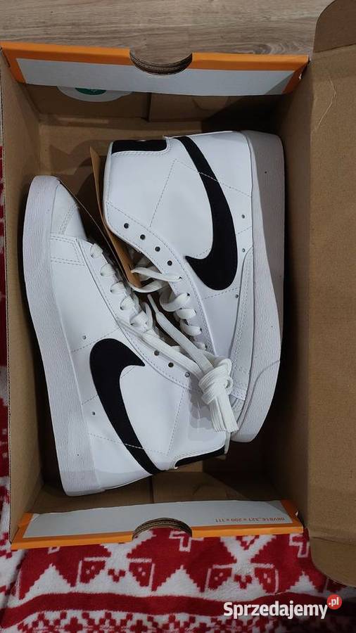 Nike blazer 77 Obuwie sportowe Wolsztyn