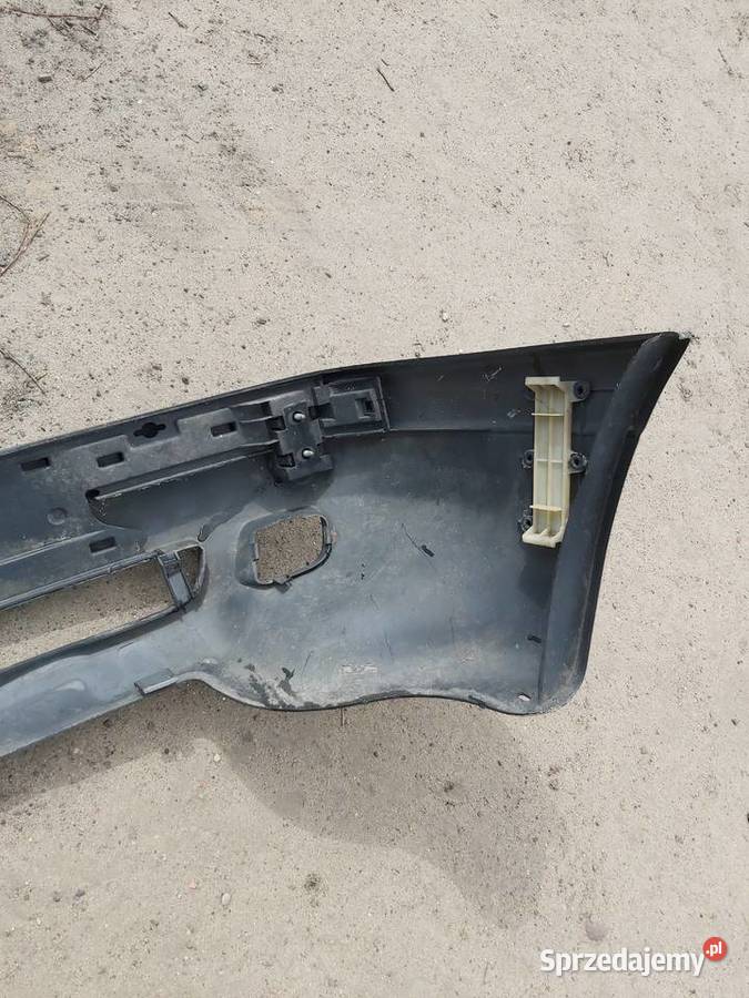 Zderzak Audi 80 b3 przód kujawsko-pomorskie Uciąż