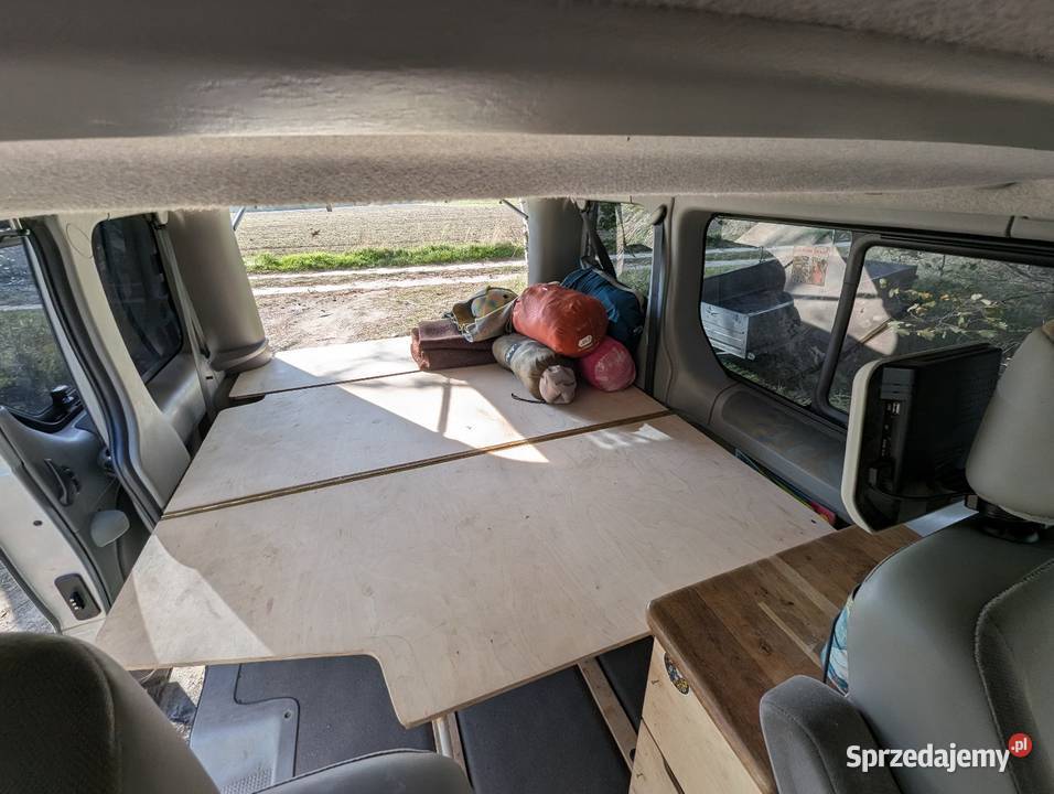 Trafic Passenger camper 7osobowy stan poduszka powietrzna lubelskie Lubartów sprzedam