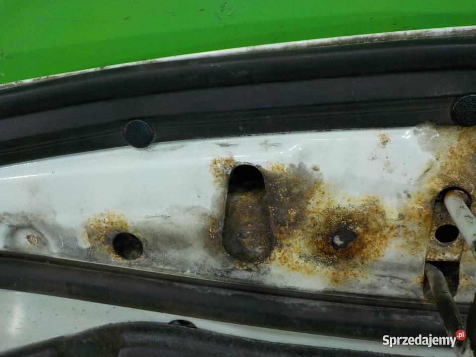 MAZDA 3 II BL 16 B 13r HB 5D maska