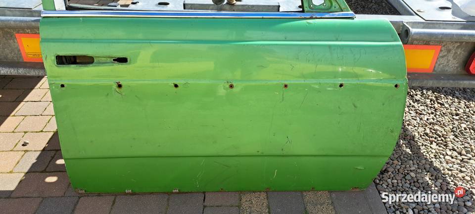 Drzwi prawe przednie Mercedes W123 sedan kombi Luzino