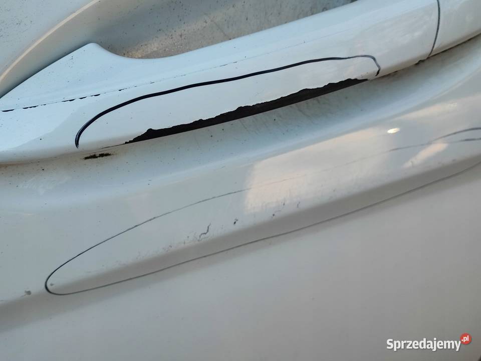 MERCEDES W204 09r Drzwi lewy przód 70 mikronów osobowe Kielce