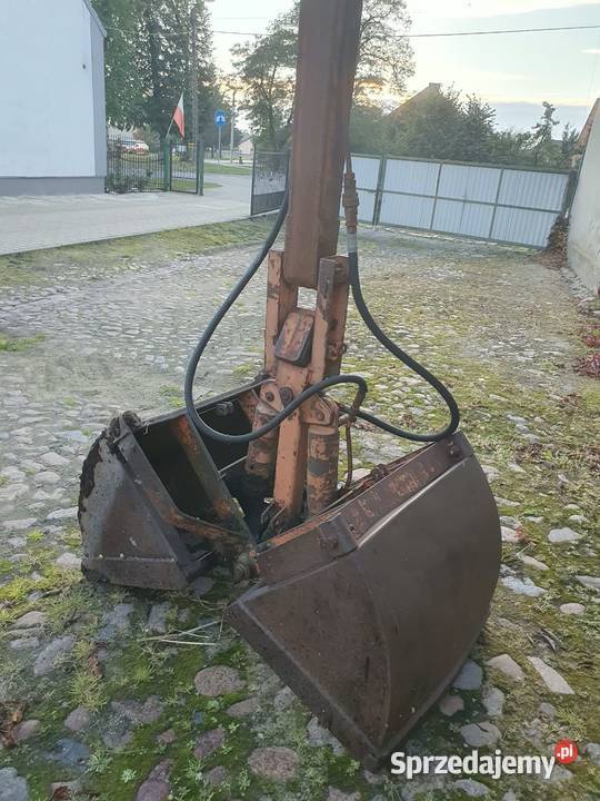 Ładowacz Agrozet Humpolec UHZ750 uszkodzony
