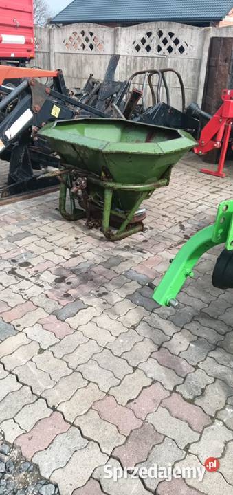 Opryskiwacz 300l12m Rozsiewacz Amazone mazowieckie Gózd